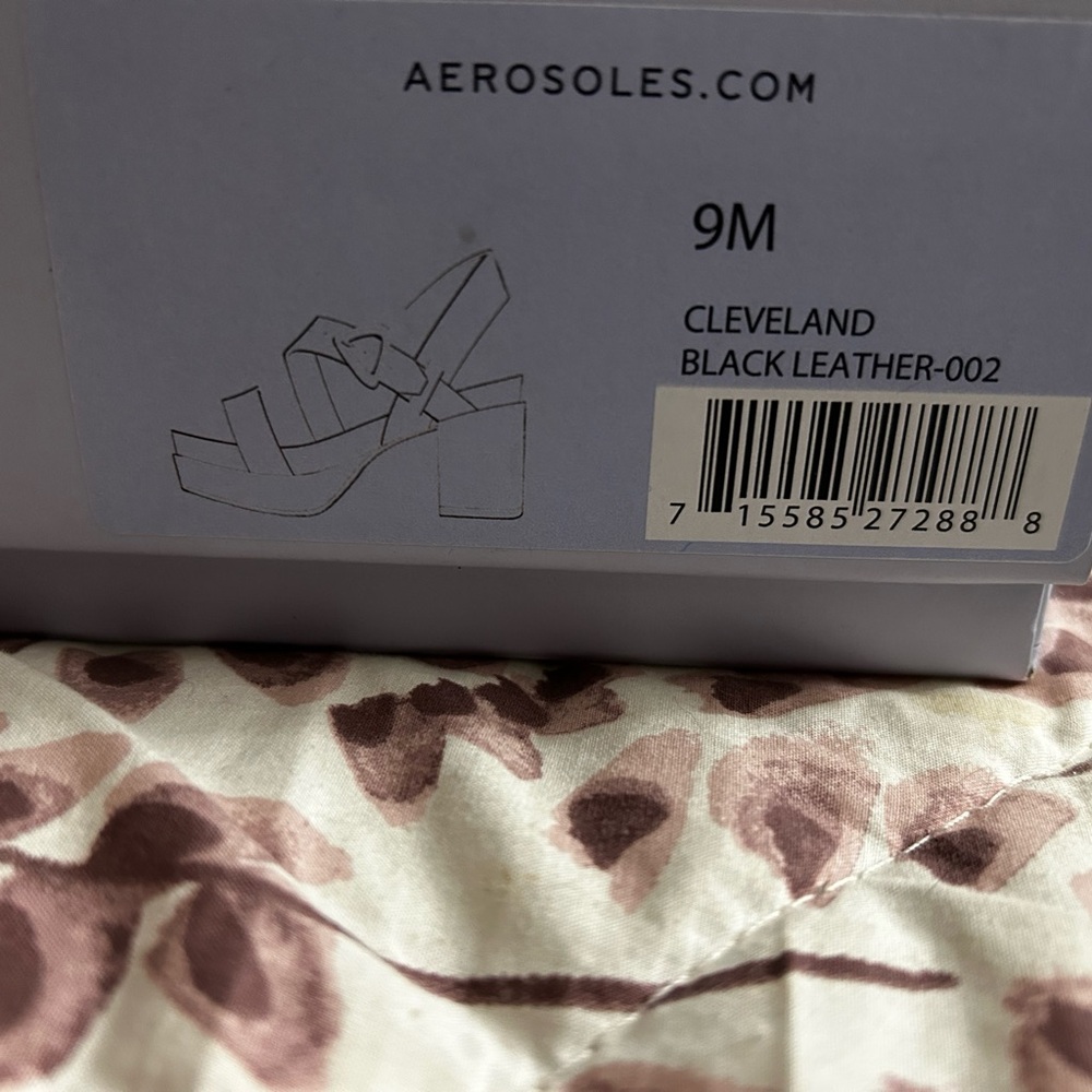 AEROSOLES Black Platform Sandals with Silver Accents - Picture 3 of 3